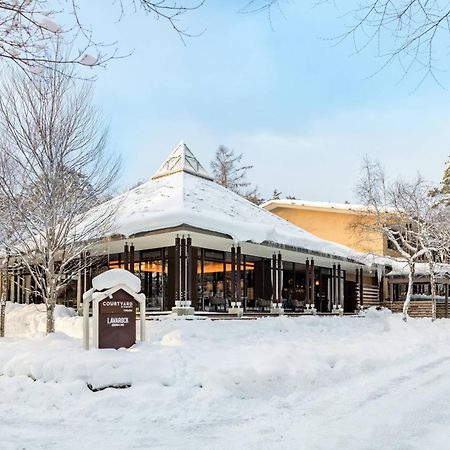 Отель Courtyard By Marriott Хакуба-Мура Экстерьер фото