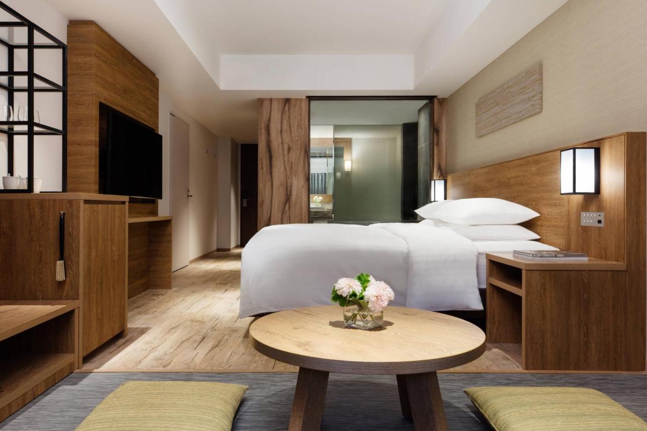 Отель Courtyard By Marriott Хакуба-Мура Экстерьер фото